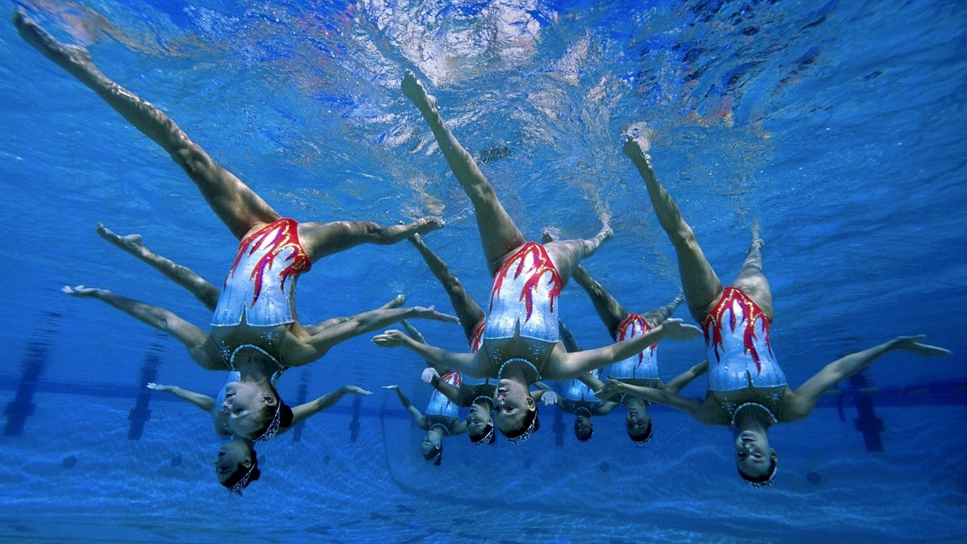 绝境中的独舞,勒克莱尔火热状态下的雷诺车队逆袭索伯